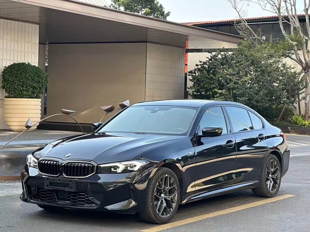 Executive Sedan