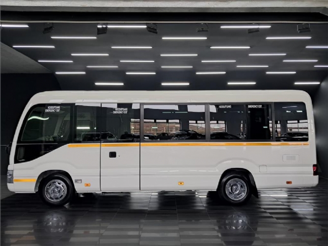 Shuttle Bus